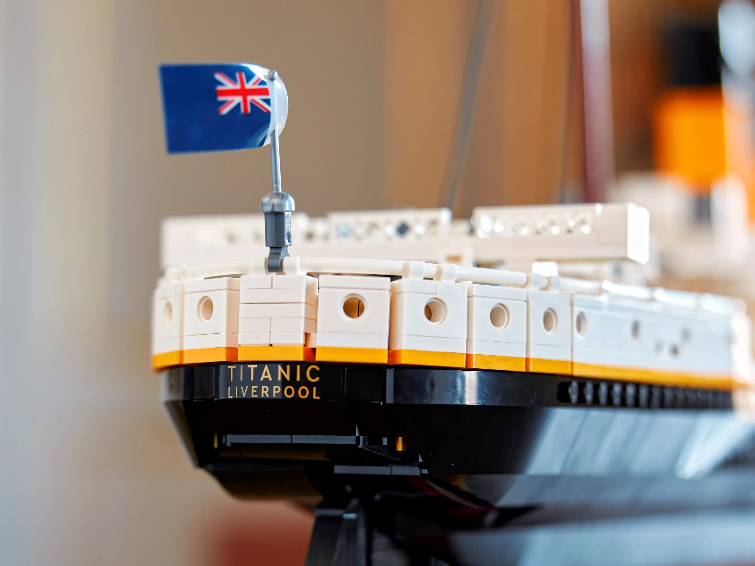 LEGO Icons Titanic • Set 10294 • SetDB • Merlins Bricks