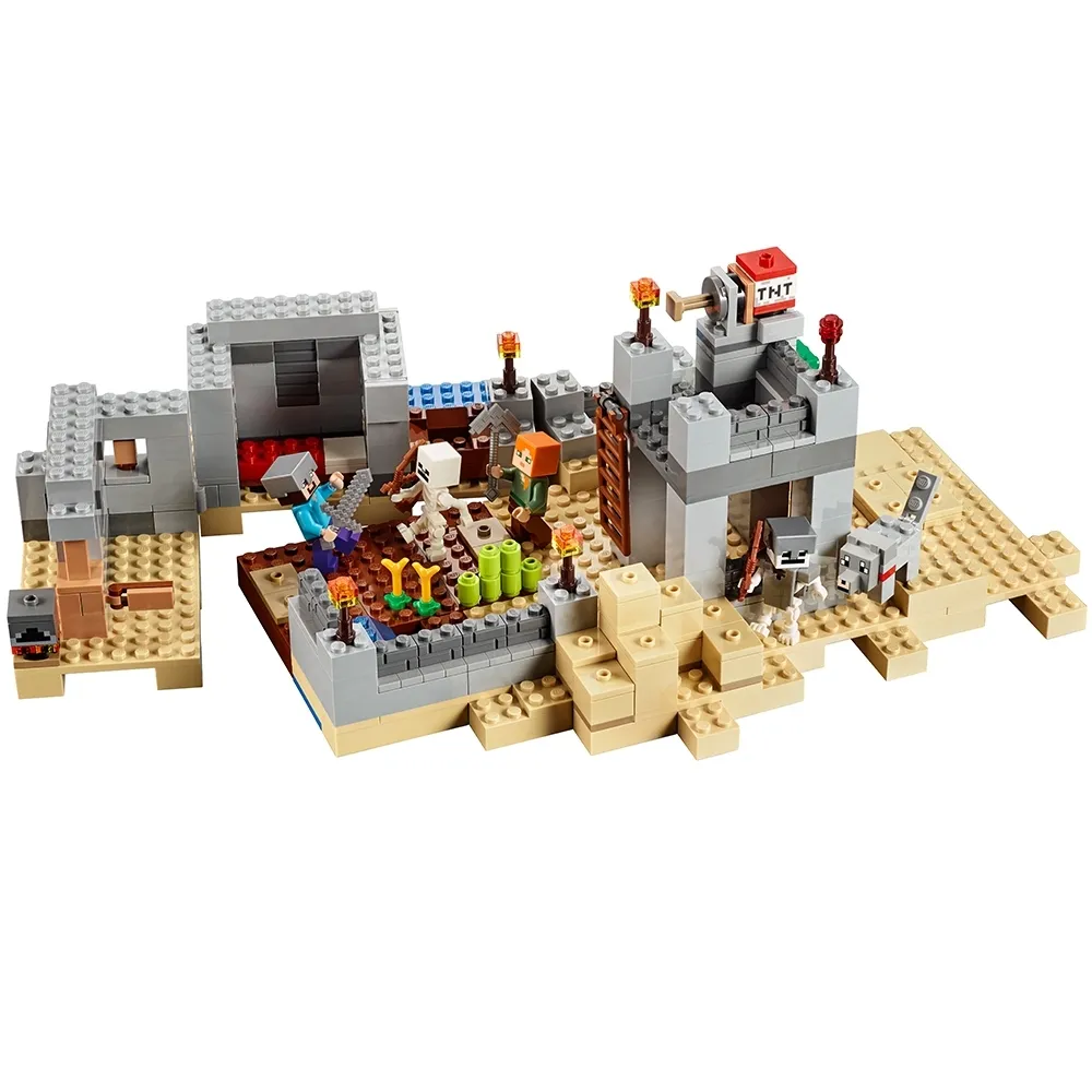 LEGO Minecraft The Desert Outpost • Set 21121 • SetDB