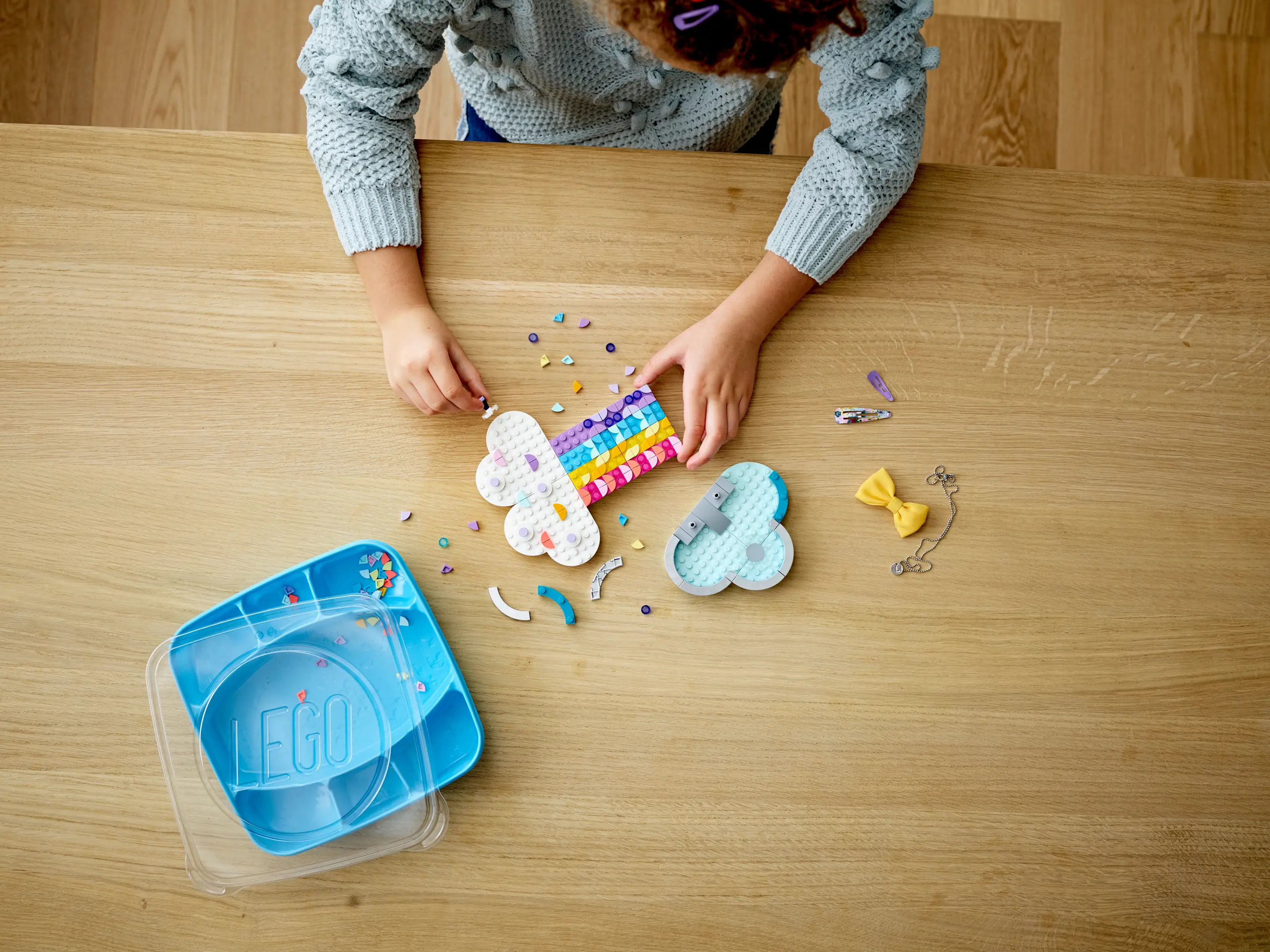 LEGO DOTS Rainbow Jewelry Stand Set 41905 SetDB