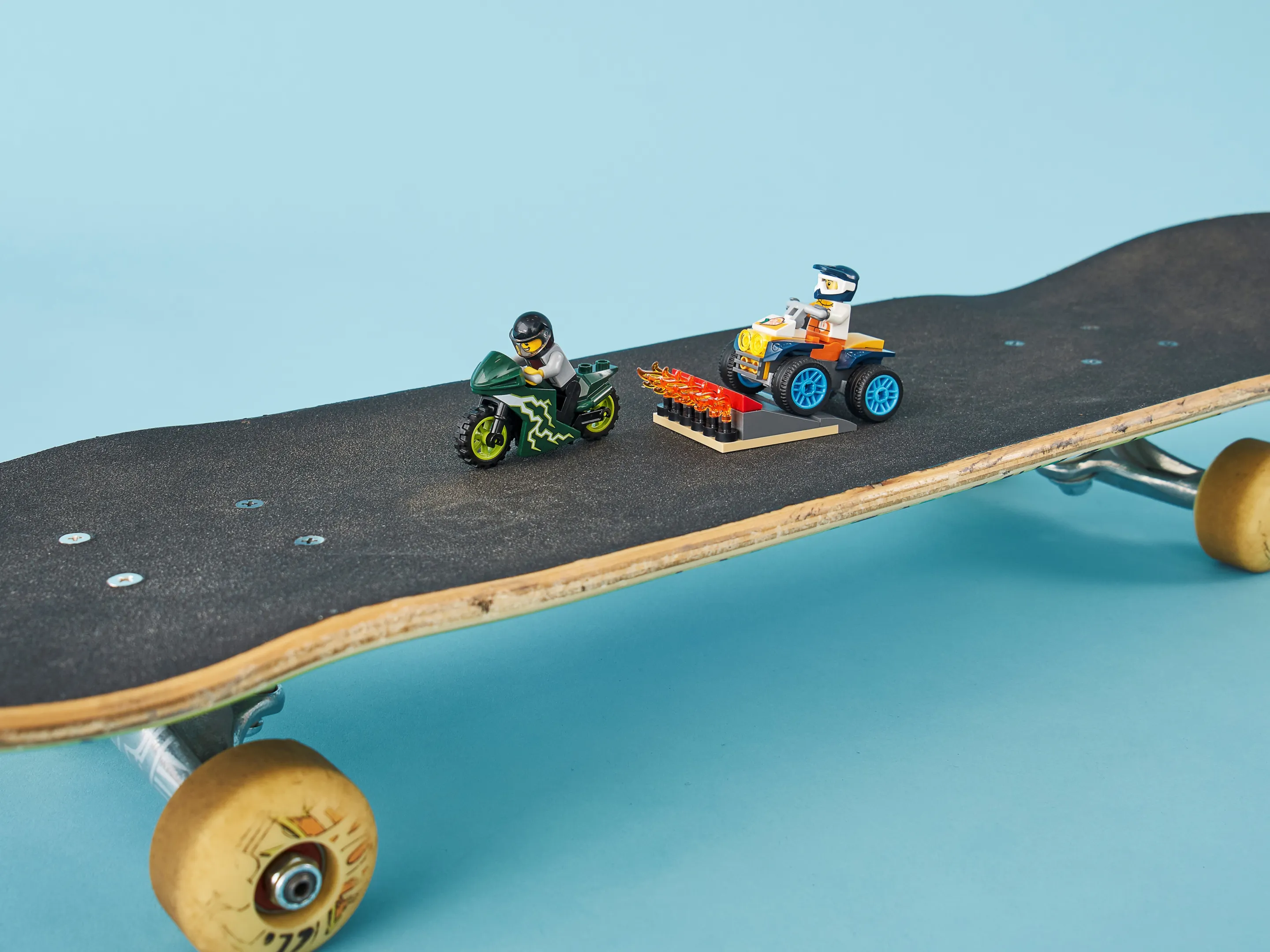 Atv Lego 60255 Amazon LEGO City Stunt-Team • Set 60255 • SetDB