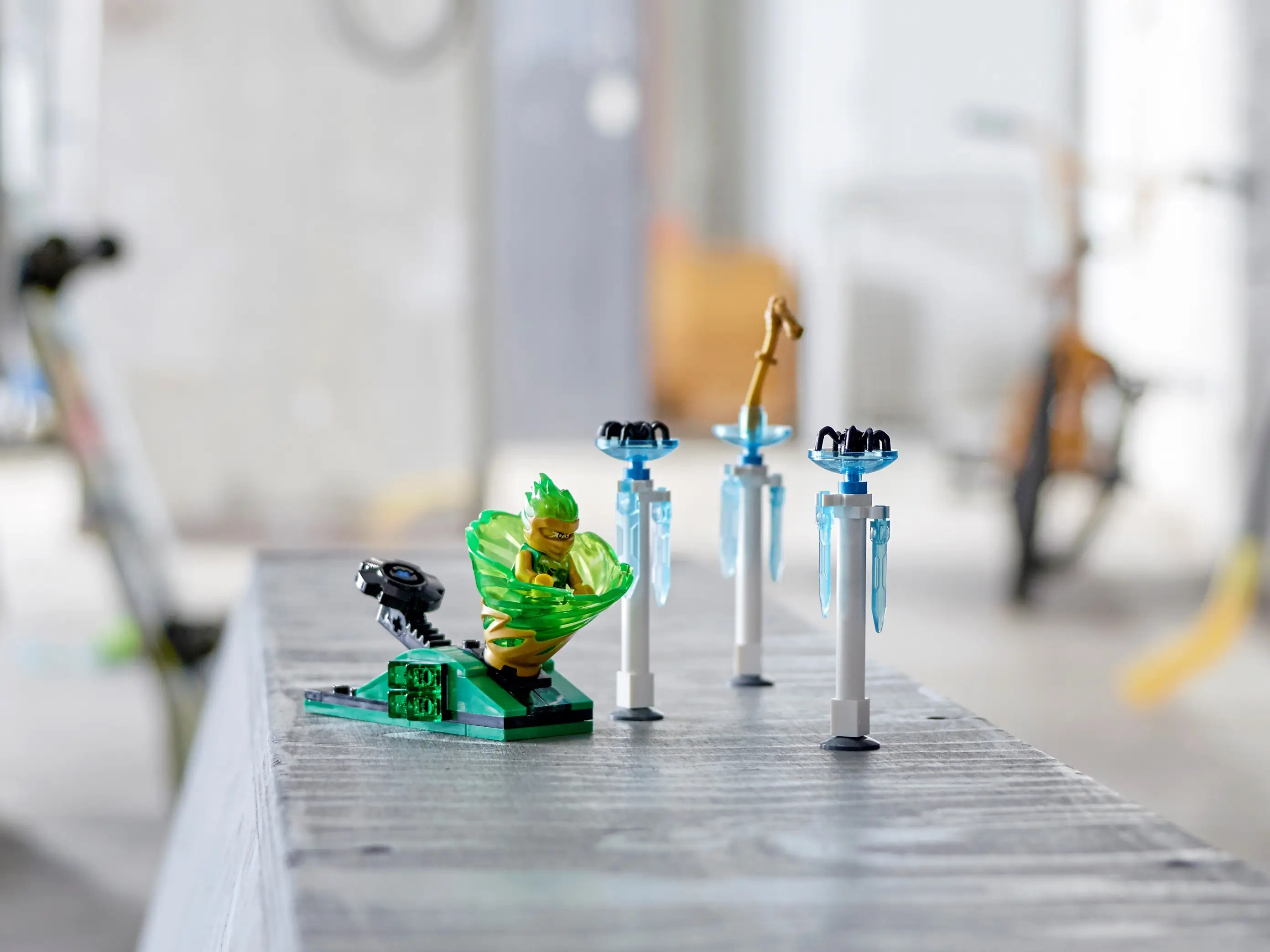 LEGO NINJAGO Spinjitzu Slam Lloyd Set 70681 SetDB