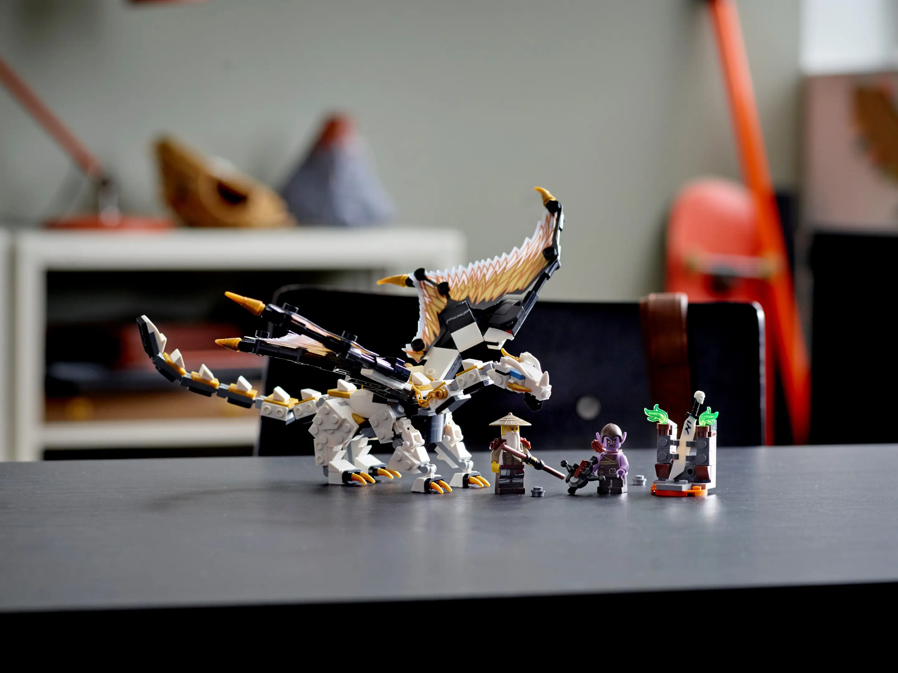 LEGO NINJAGO Wu s Battle Dragon Set 71718 SetDB