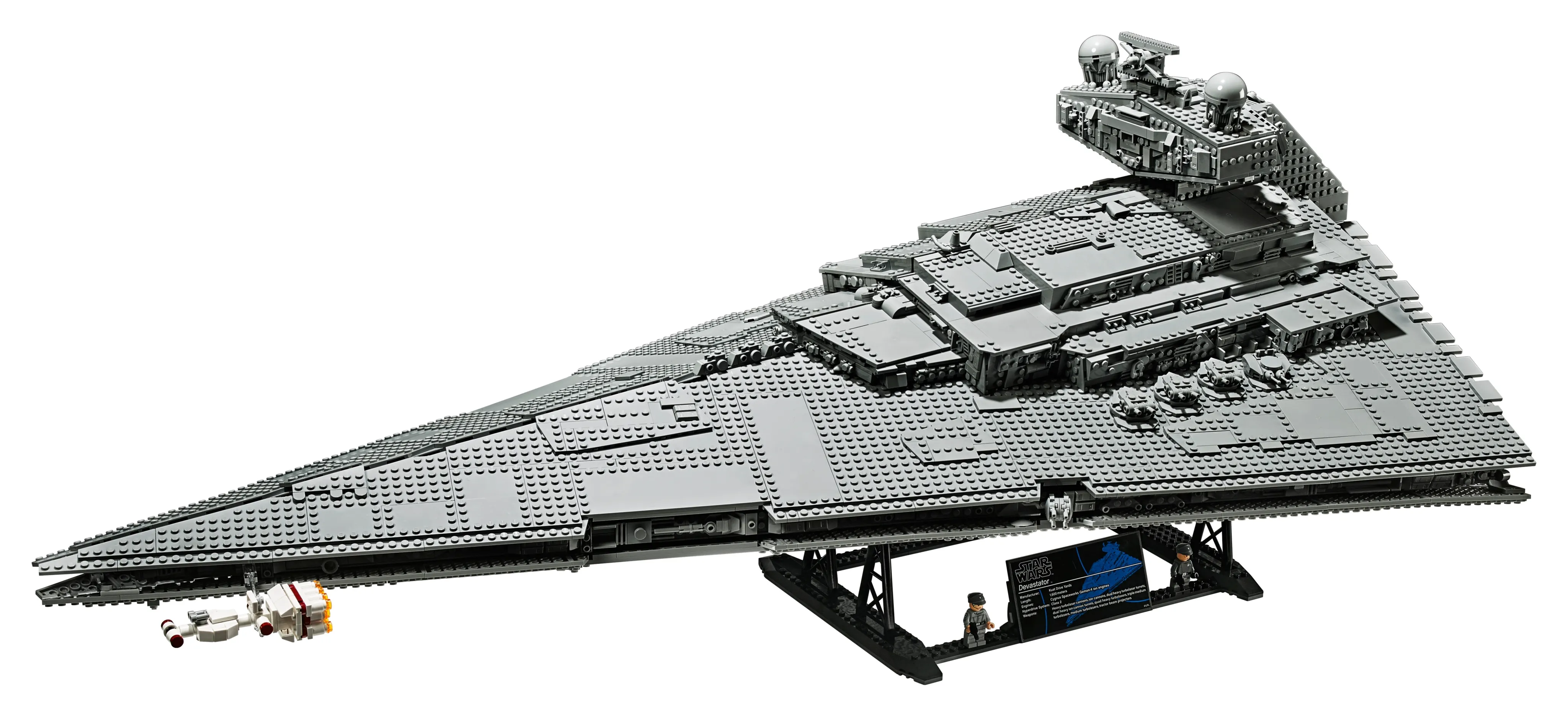 Star Wars™ UCS Imperial Star Destroyer Gallery