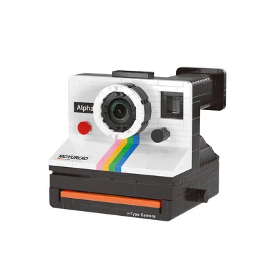 Retro Camera: Land Camera