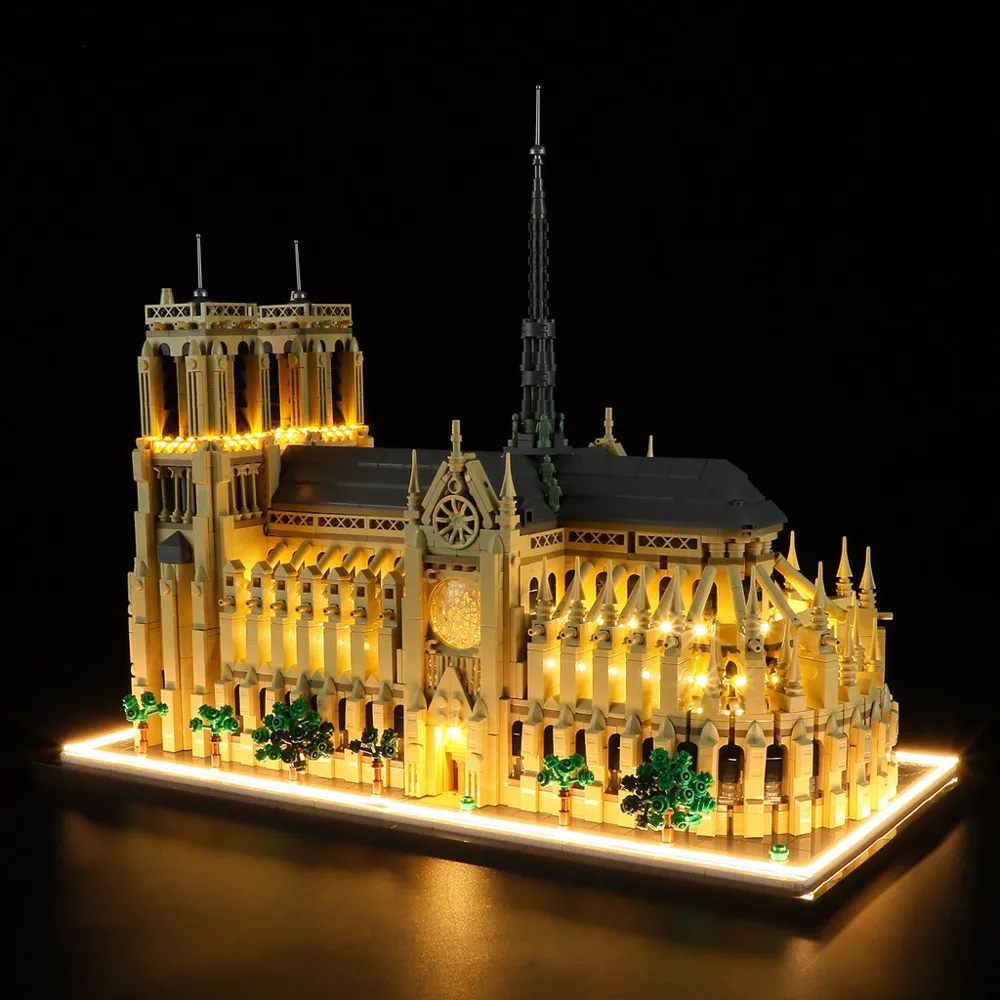 LEGO Architecture Notre-Dame de Paris • Set 21061 • SetDB